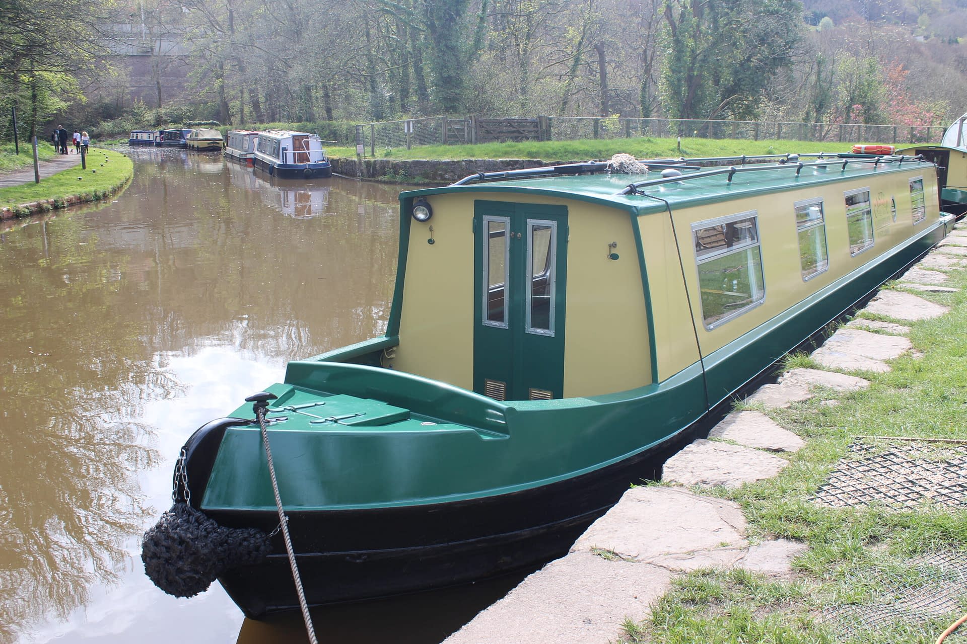 Kidwelly Castle Narrowboat Page - Canal Holiday Wales